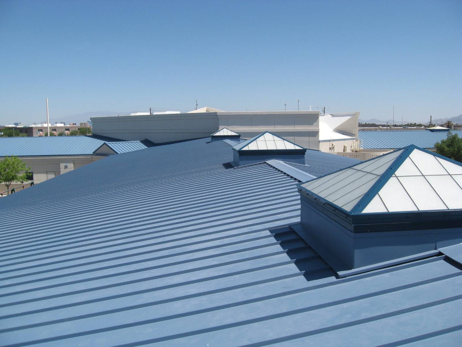 commercial-roof-repair-naples-florida-1-min